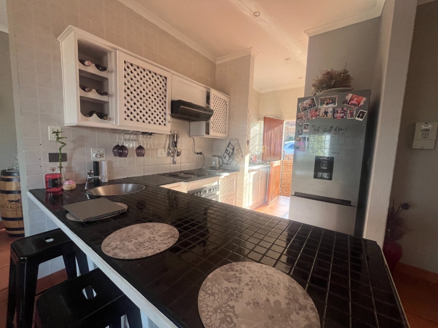 4 Bedroom Property for Sale in Safari Gardens North West